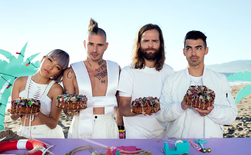 DNCE「Cake By The Ocean」の歌詞を日本語和訳してみた