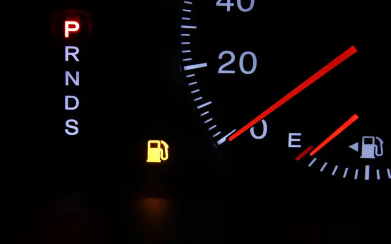 車のガソリンの減りが早いのは浮気や不倫をしているから？